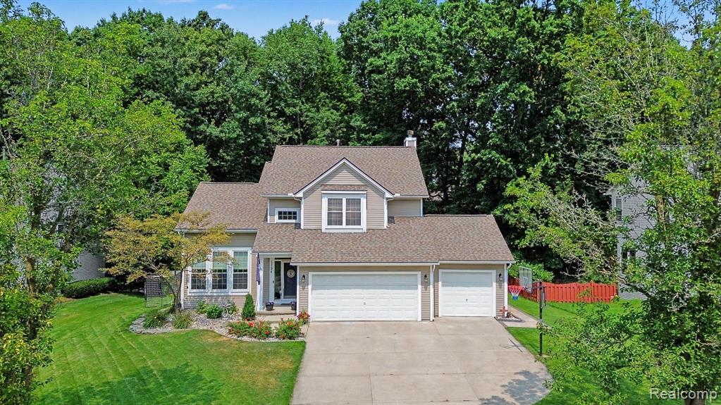 5294 Glenwood Creek, Clarkston, MI 48348