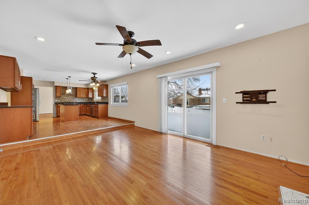 7065 Epping Drive, Canton, MI 48187 — Photo 16