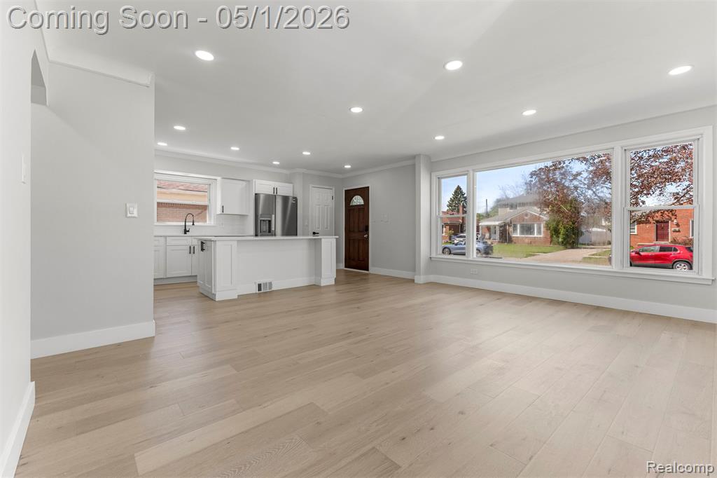 6840 Kingsbury Street, Dearborn Heights, MI 48127 — Photo 3