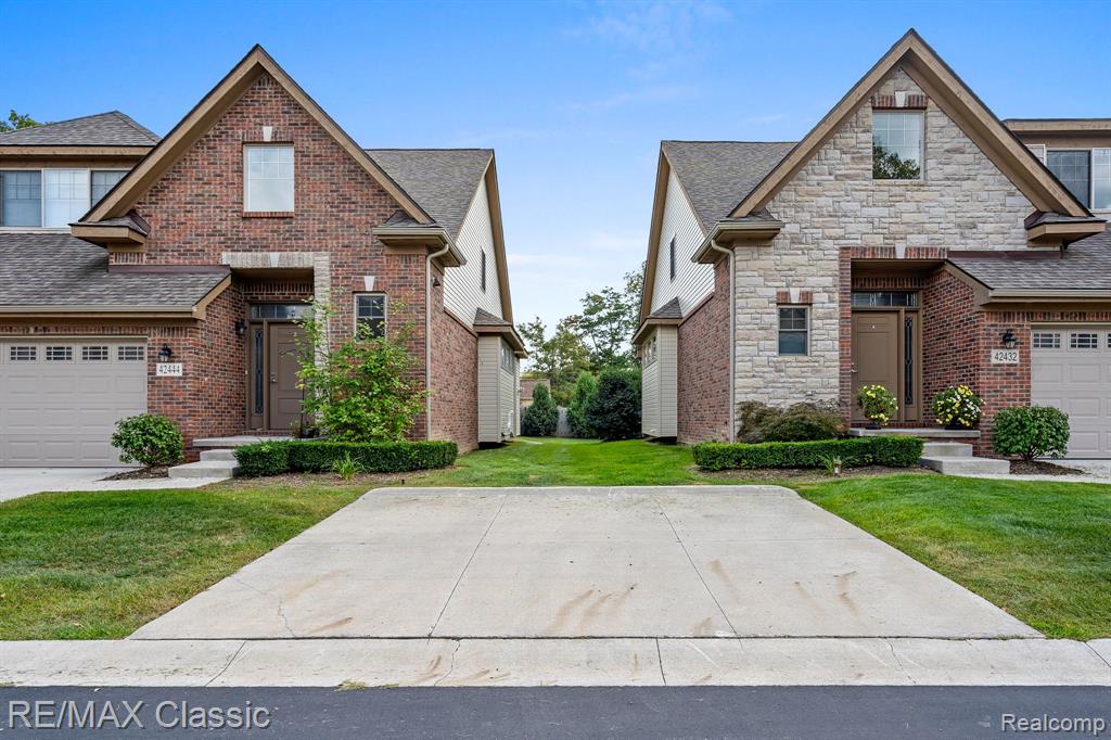 42456 GATEWAY Drive, Plymouth, MI 48170 — Photo 7