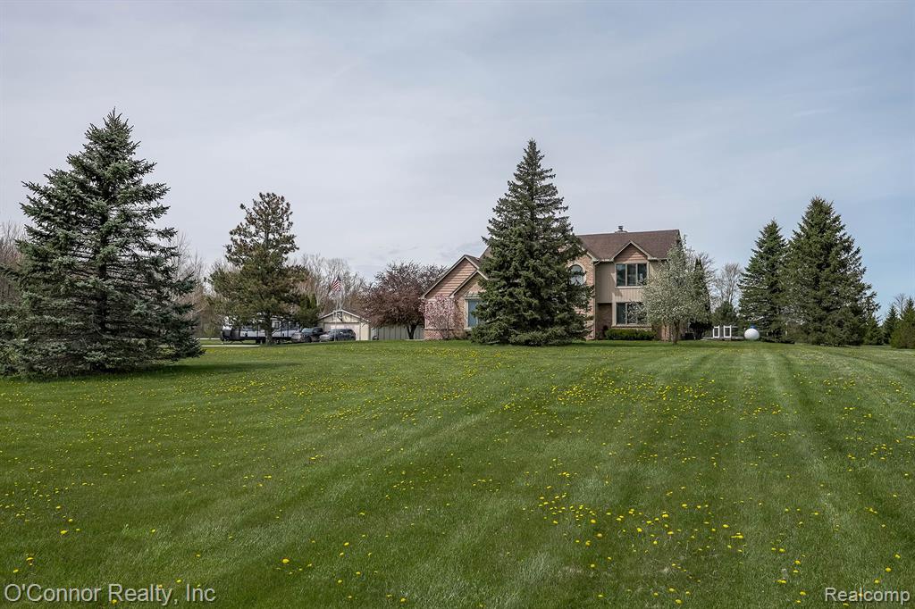 7978 Frith Road, Columbus, MI — Photo 44