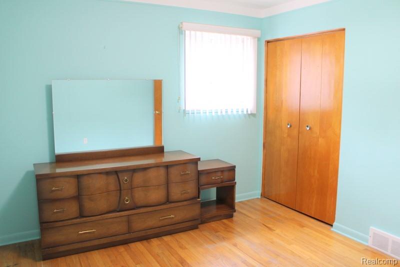 9396 Allen Road, Allen Park, MI 48101 — Photo 30