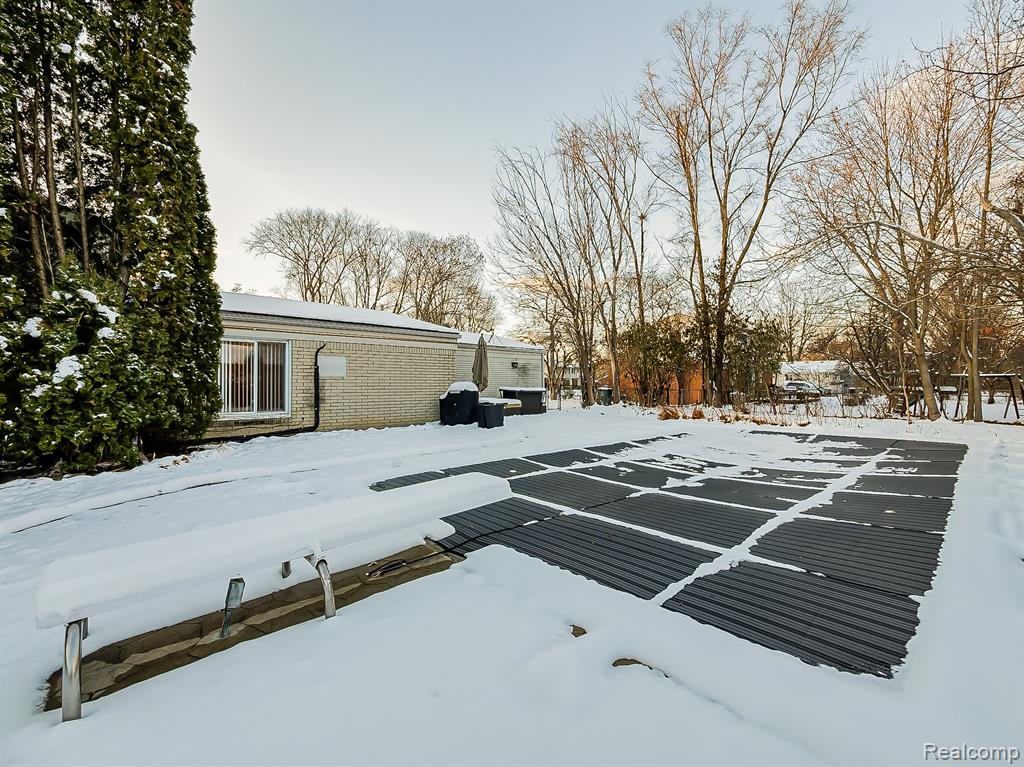 3730 Eastbourne Drive, Troy, MI 48084 — Photo 49