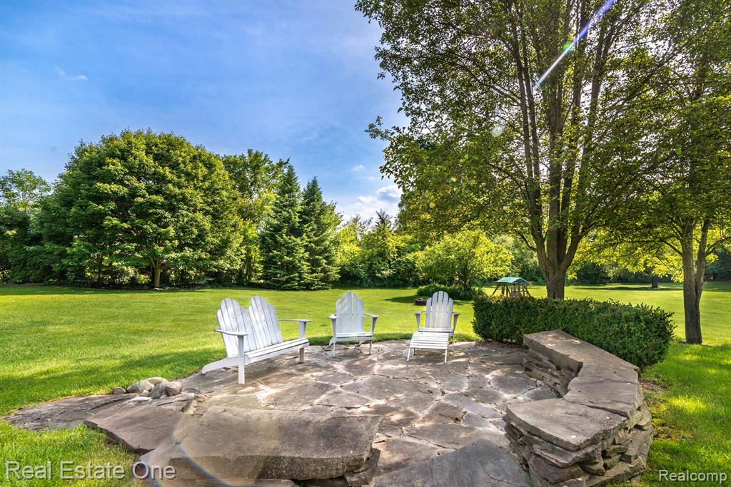 59633 Trena Lane, South Lyon, MI 48178 — Photo 63