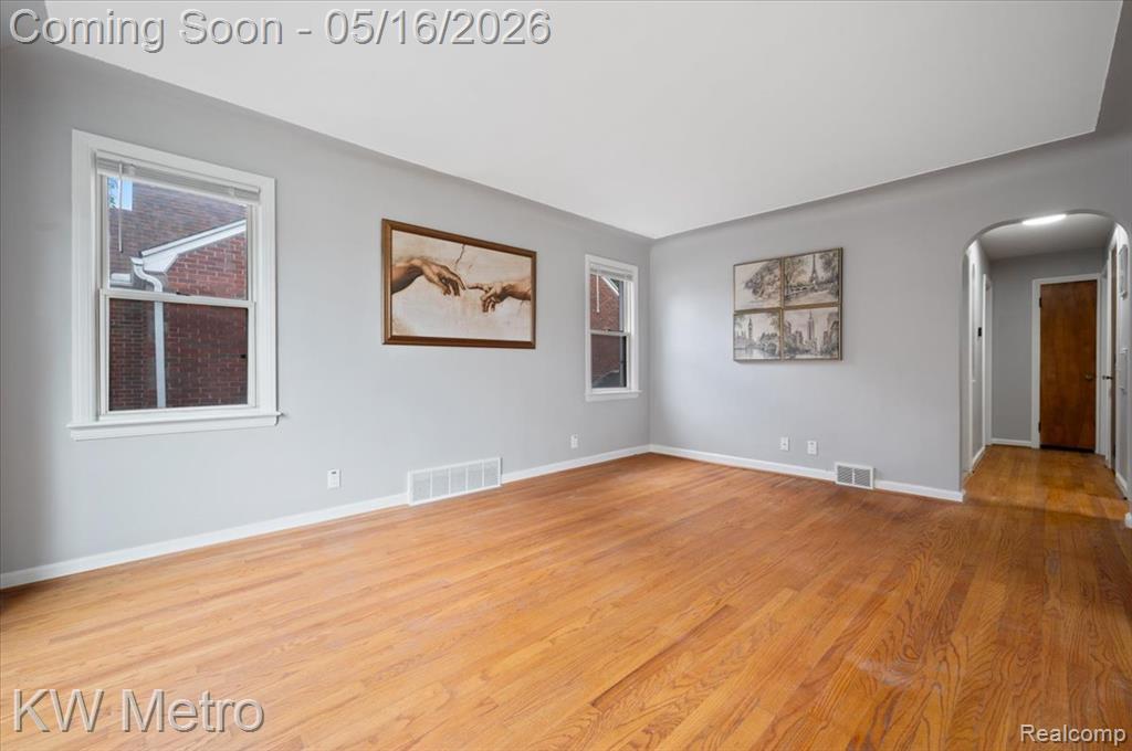 654 Kings Highway, Lincoln Park, MI 48146 — Photo 8