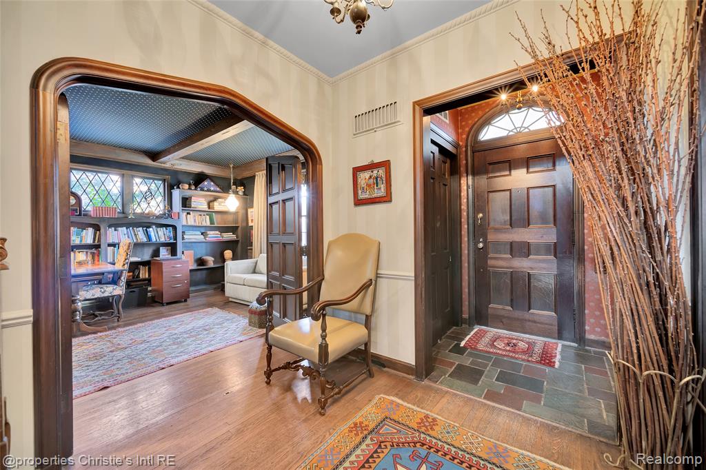 19635 Shrewsbury Road, Detroit, MI 48221 — Photo 15