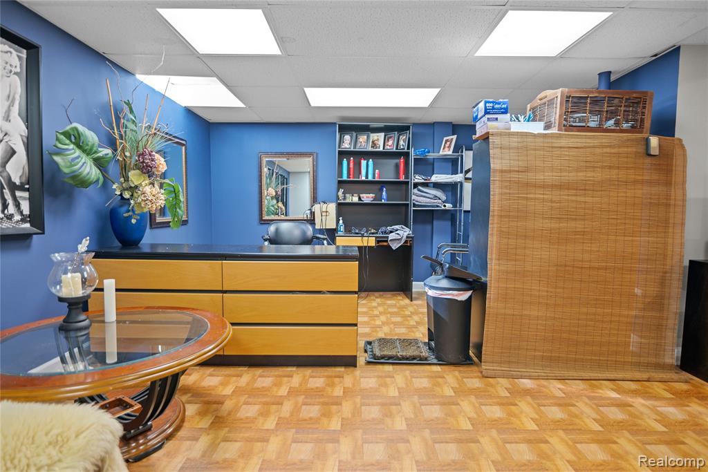 7975 Woodingham, West Bloomfield, MI — Photo 22