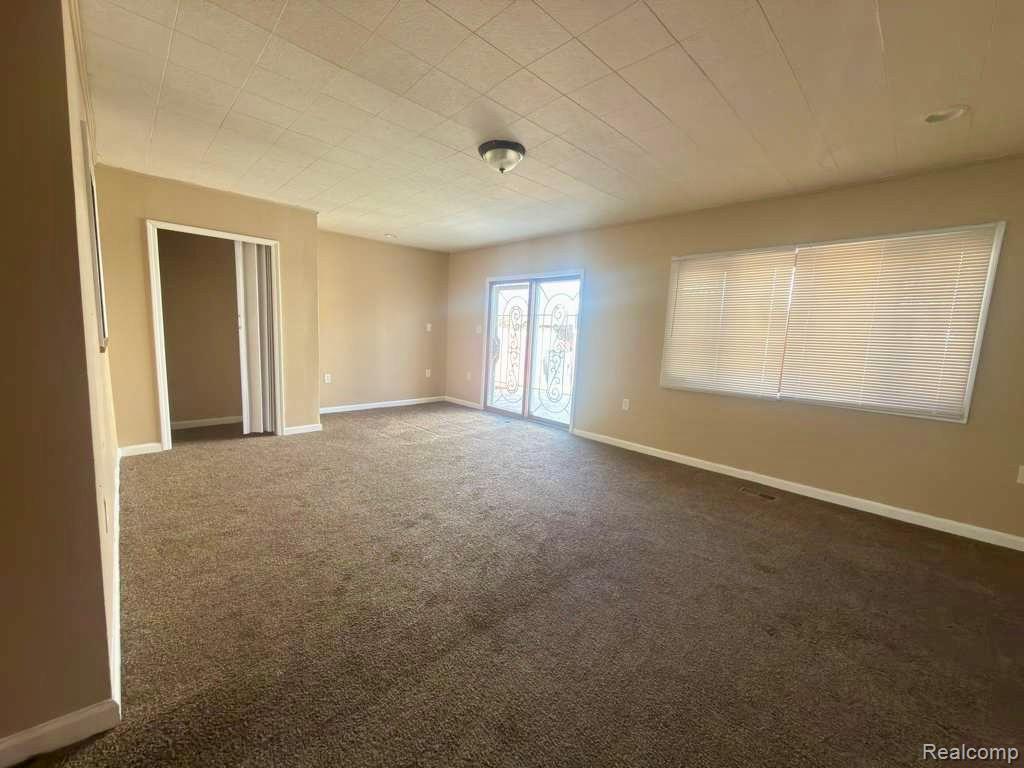 9264 ROSEMONT Avenue, Detroit, MI 48228 — Photo 8