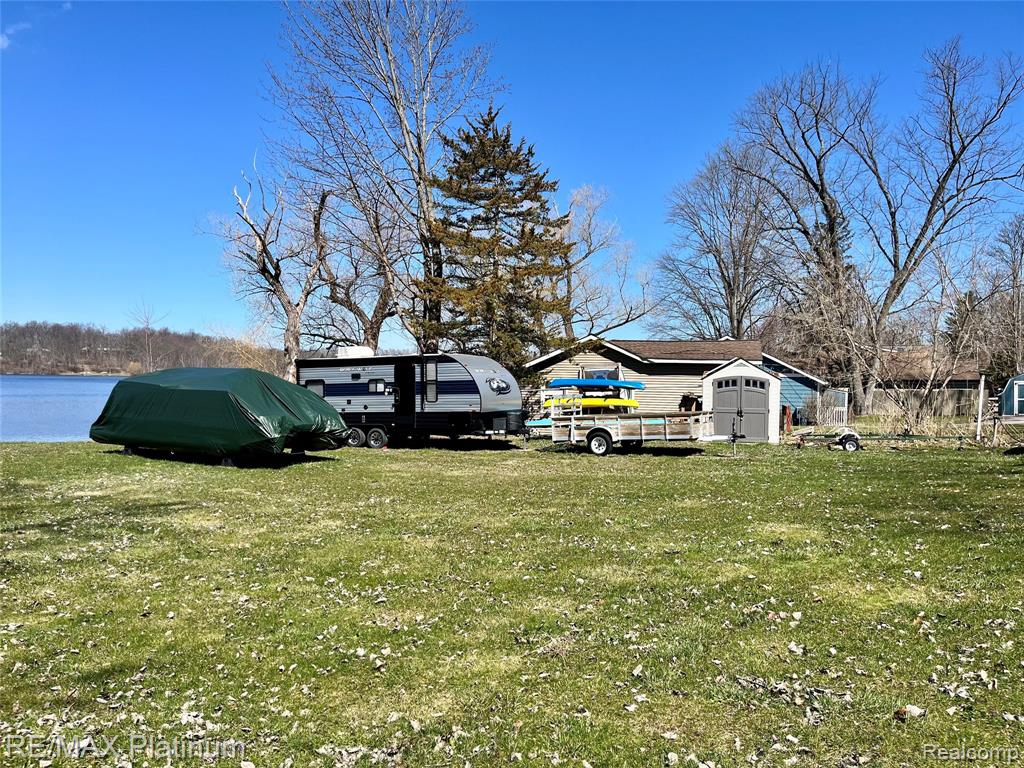 11280 Patterson Lake Dr Drive, Pinckney, MI 48169 — Photo 5