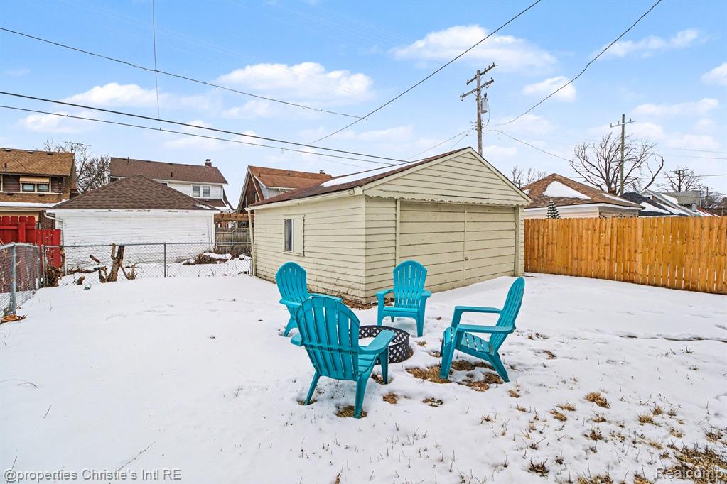3873 Iroquois Street, Detroit, MI 48214 — Photo 22