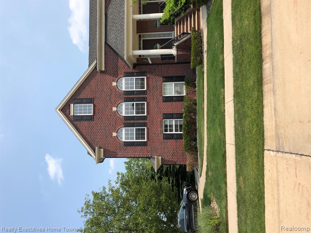 838 Red Run Drive, Troy, MI 48085 — Photo 2