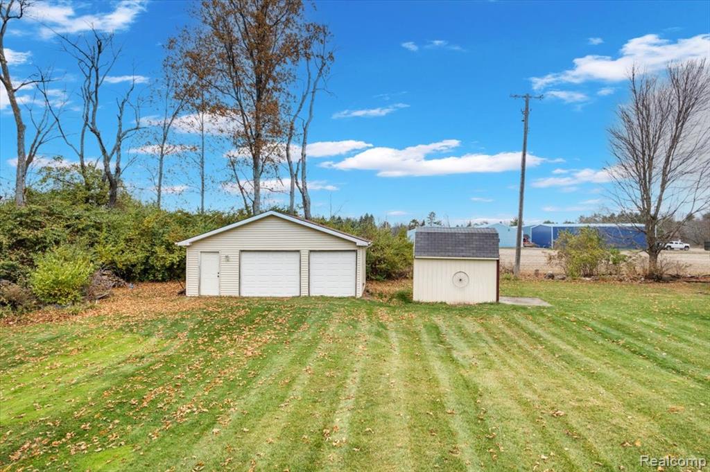 1995 Mitchell Lake Road, Arcadia, MI 48412 — Photo 3