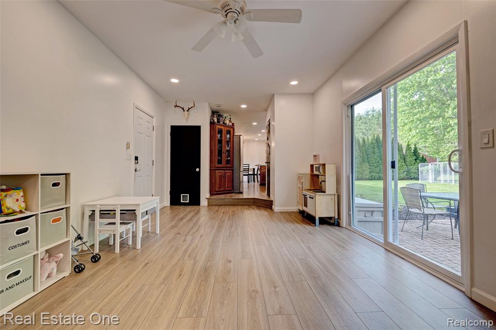 1574 Farnsworth Road, Lapeer, MI 48446 — Photo 25