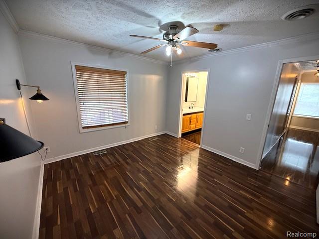 836 E Elza Avenue, Hazel Park, MI 48030 — Photo 9
