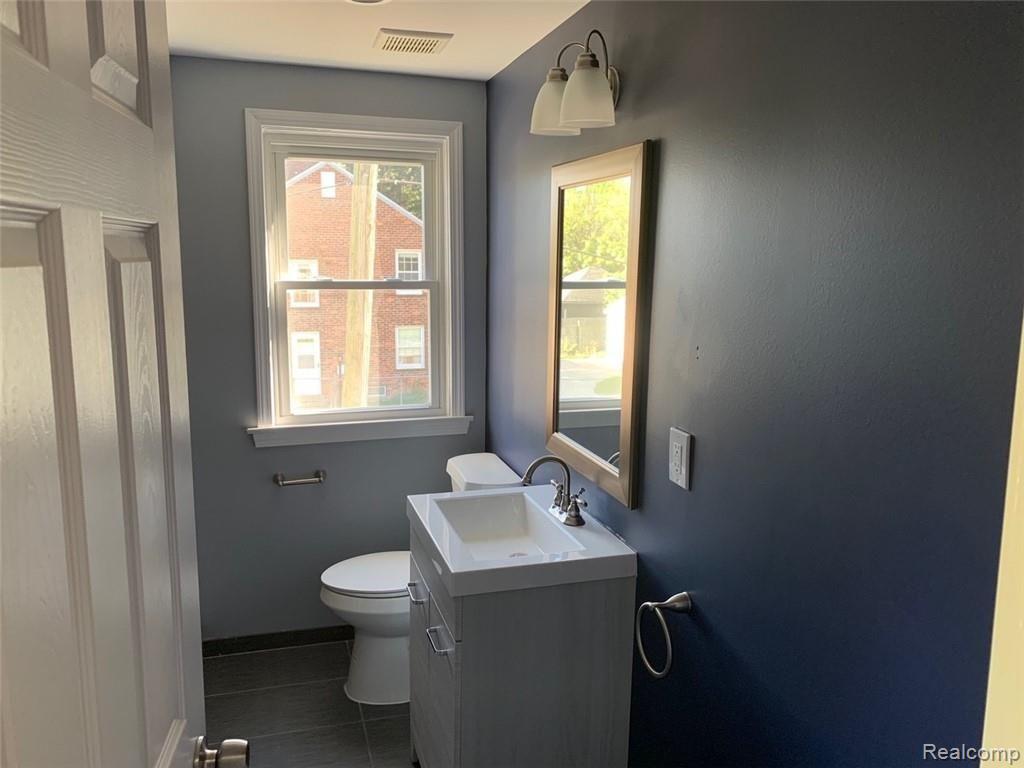 4800 HARVARD Road, Detroit, MI 48224 — Photo 12