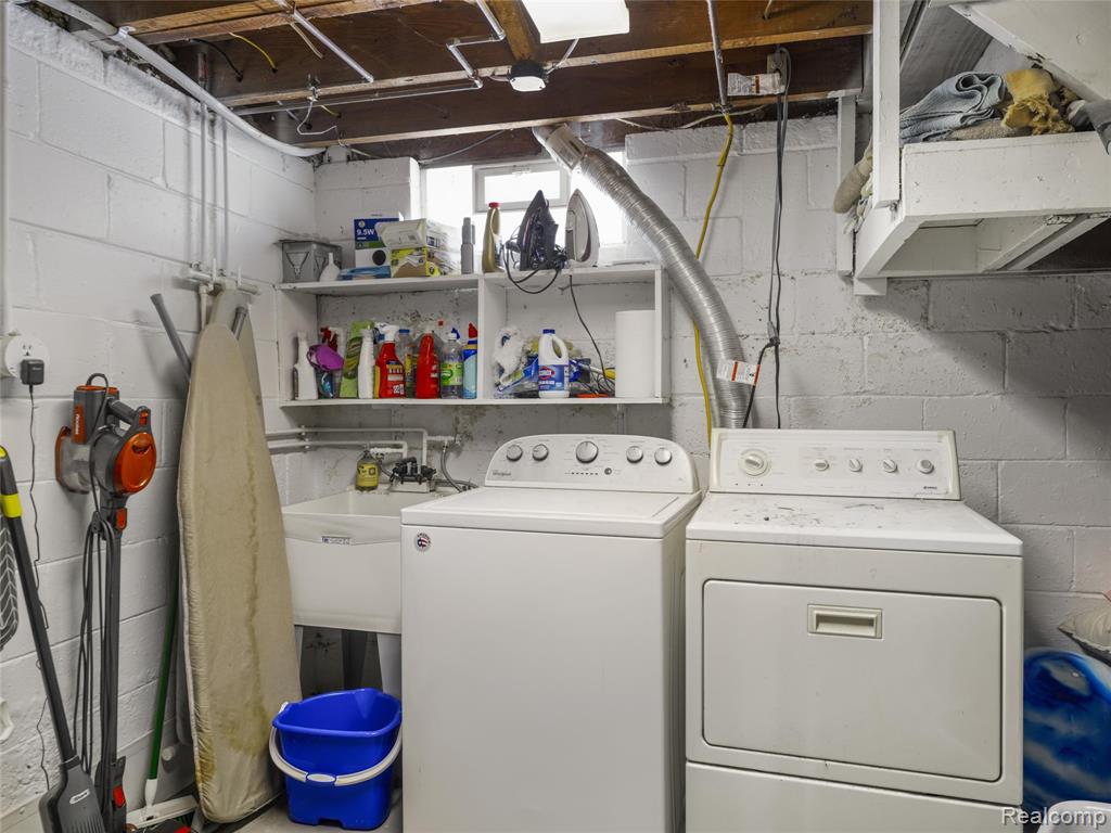 1944 Cummings Avenue, Berkley, MI 48072 — Photo 24