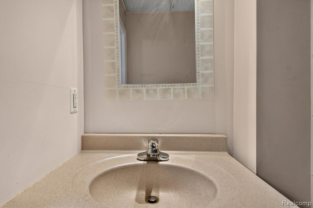 962 Sylvanwood Drive, Troy, MI 48085 — Photo 28