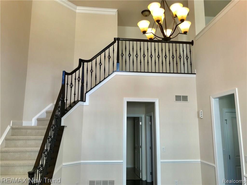 42932 Cardinal Way, Novi, MI — Photo 2
