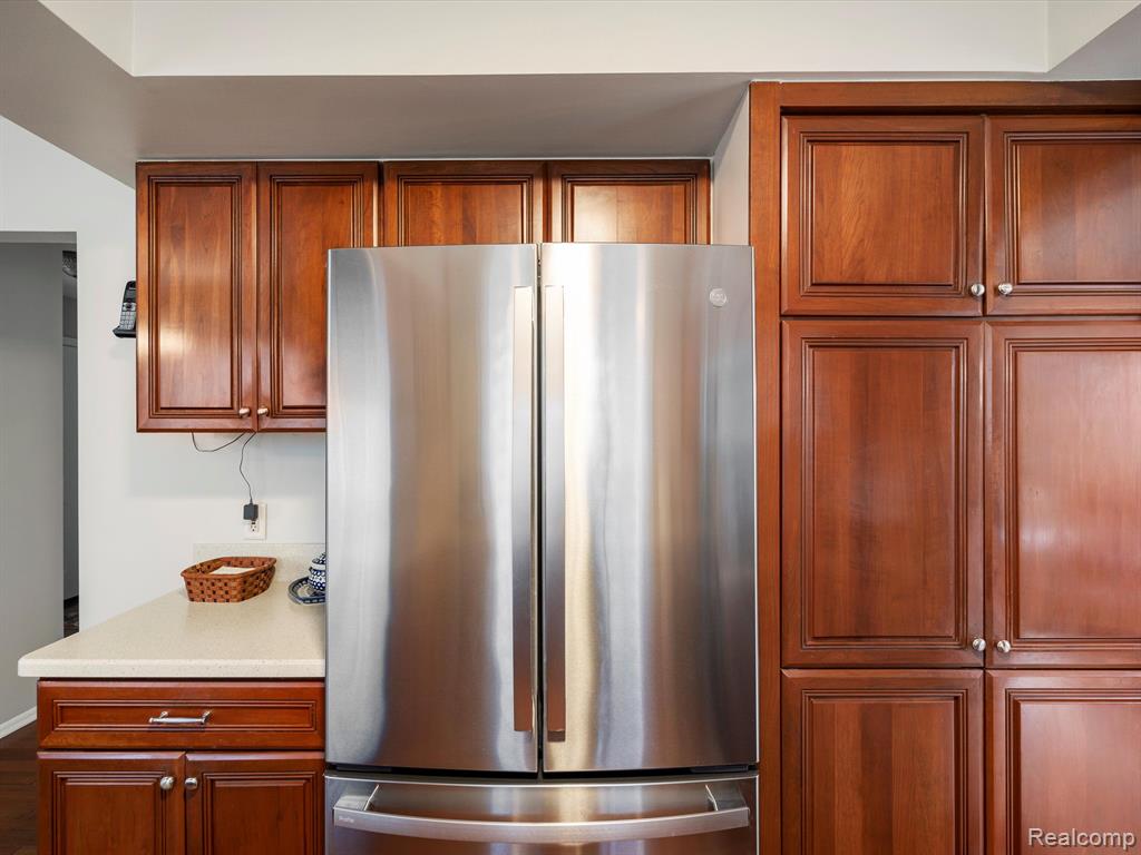 825 DARTFORD PLACE Drive, Rochester Hills, MI 48307 — Photo 13