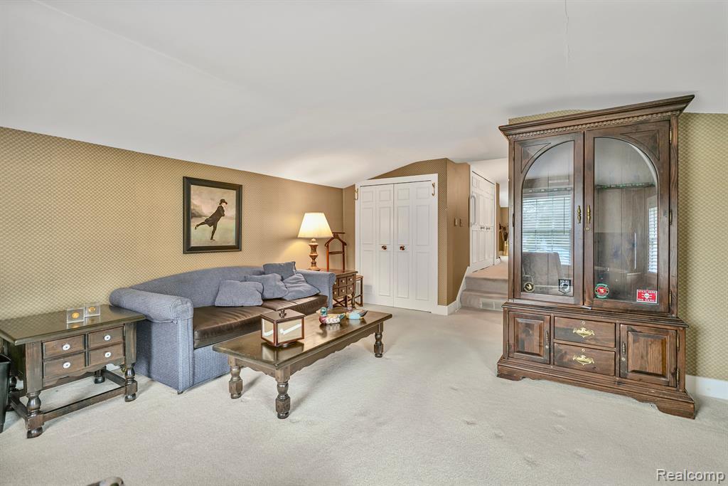 4304 Lapeer Road, Burton, MI 48509 — Photo 28