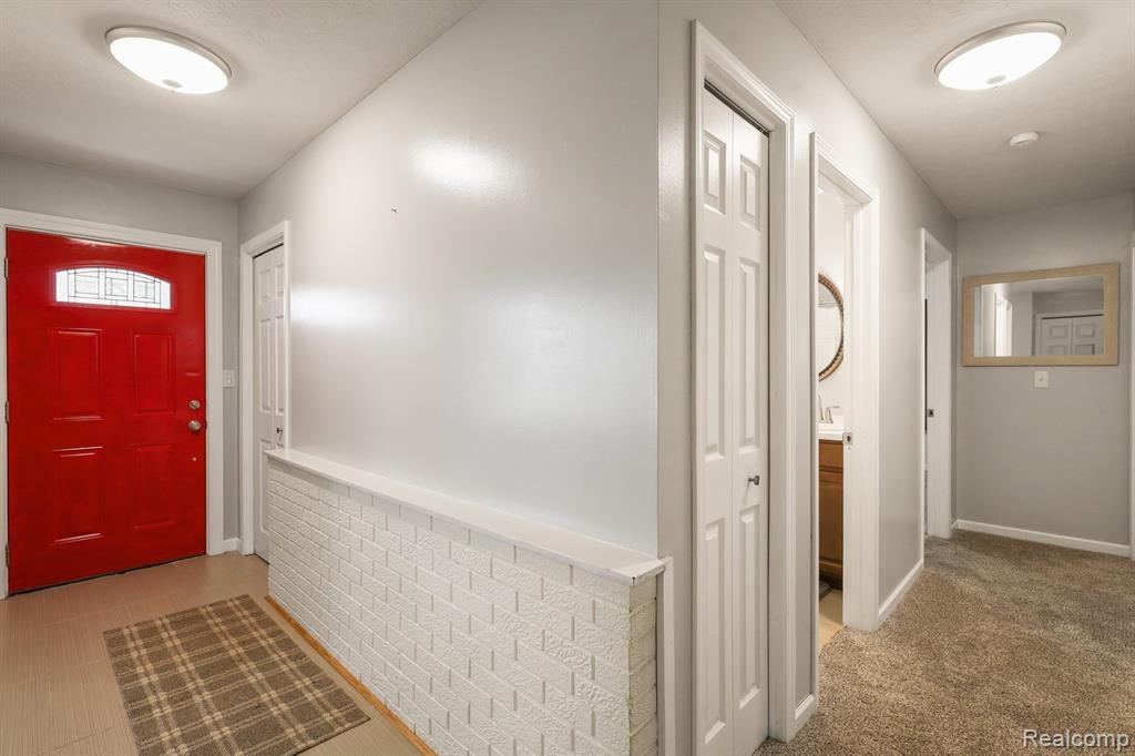 6106 Willow Highway, Grand Ledge, MI 48837 — Photo 27