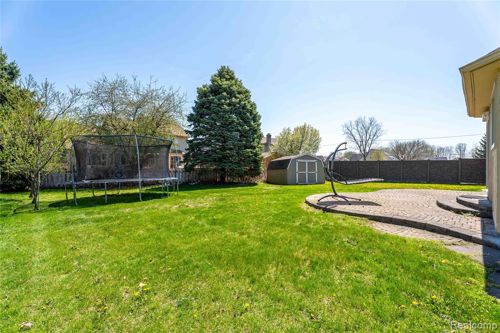 41116 Ginger Court, Sterling Heights, MI 48314 — Photo 64