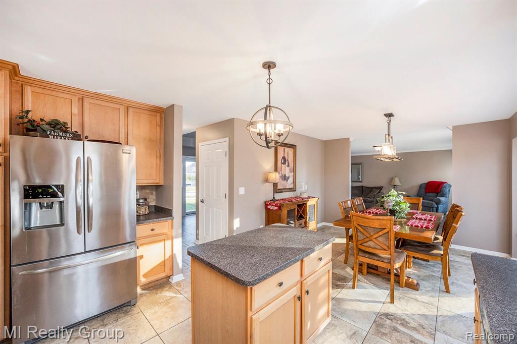53147 Ashley Drive, New Baltimore, MI 48047 — Photo 11