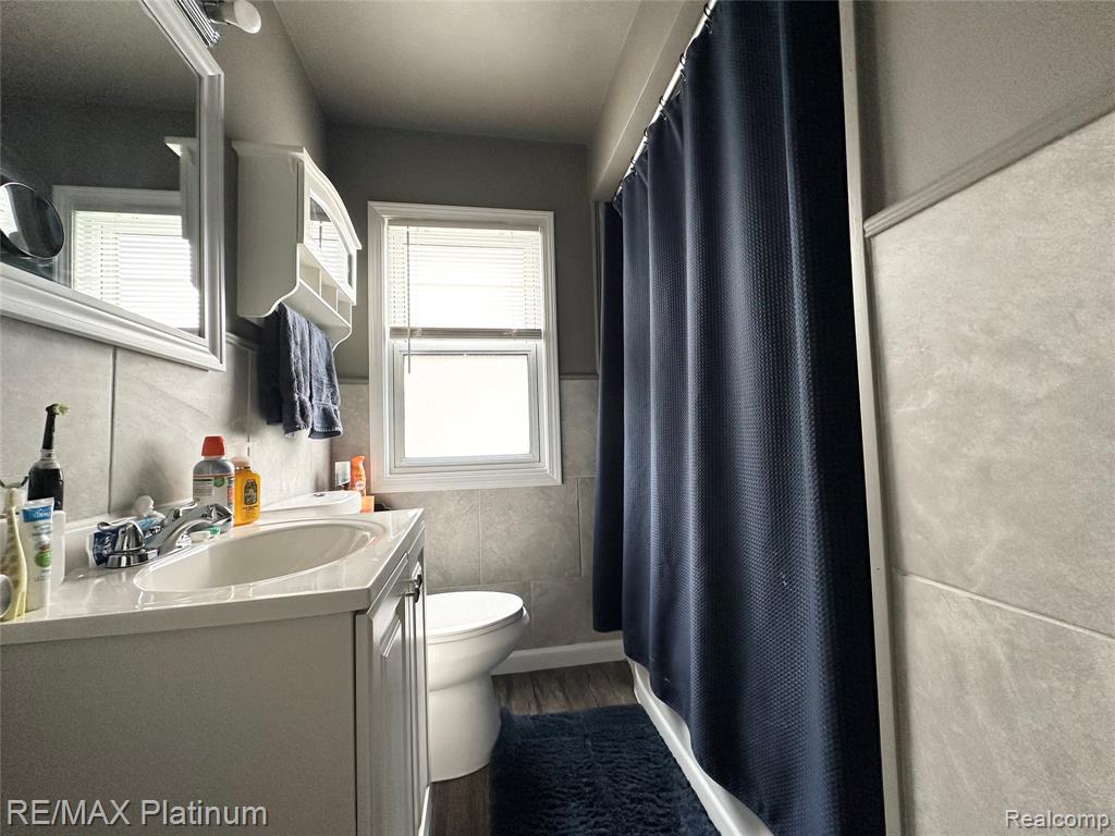 28417 Barton Street, Garden City, MI — Photo 11