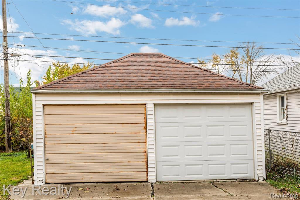 830 MILL Street, Lincoln Park, MI 48146 — Photo 8