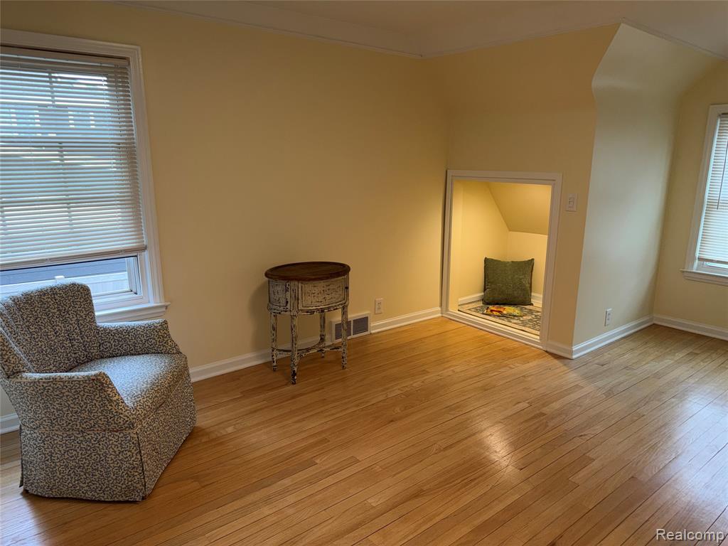 950 W LINCOLN Street, Birmingham, MI 48009 — Photo 26