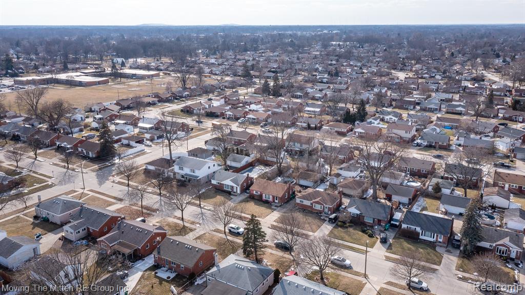 6735 Whitby Street, Garden City, MI — Photo 31