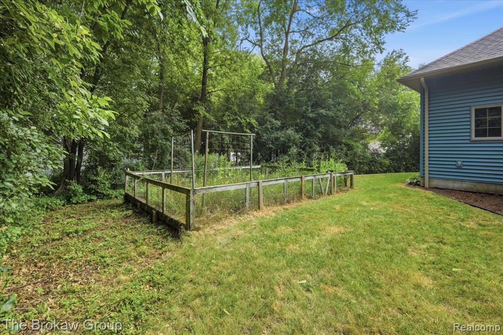 10261 Coachman Court, Davison, MI 48423 — Photo 54