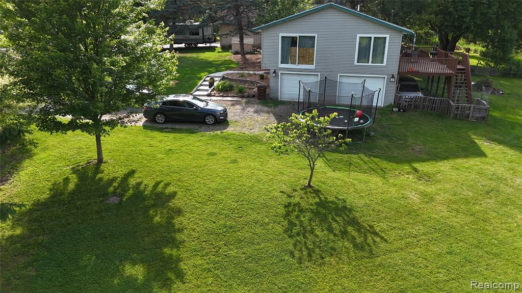 7915 Hillcrest Drive, Laingsburg, MI 48848 — Photo 8