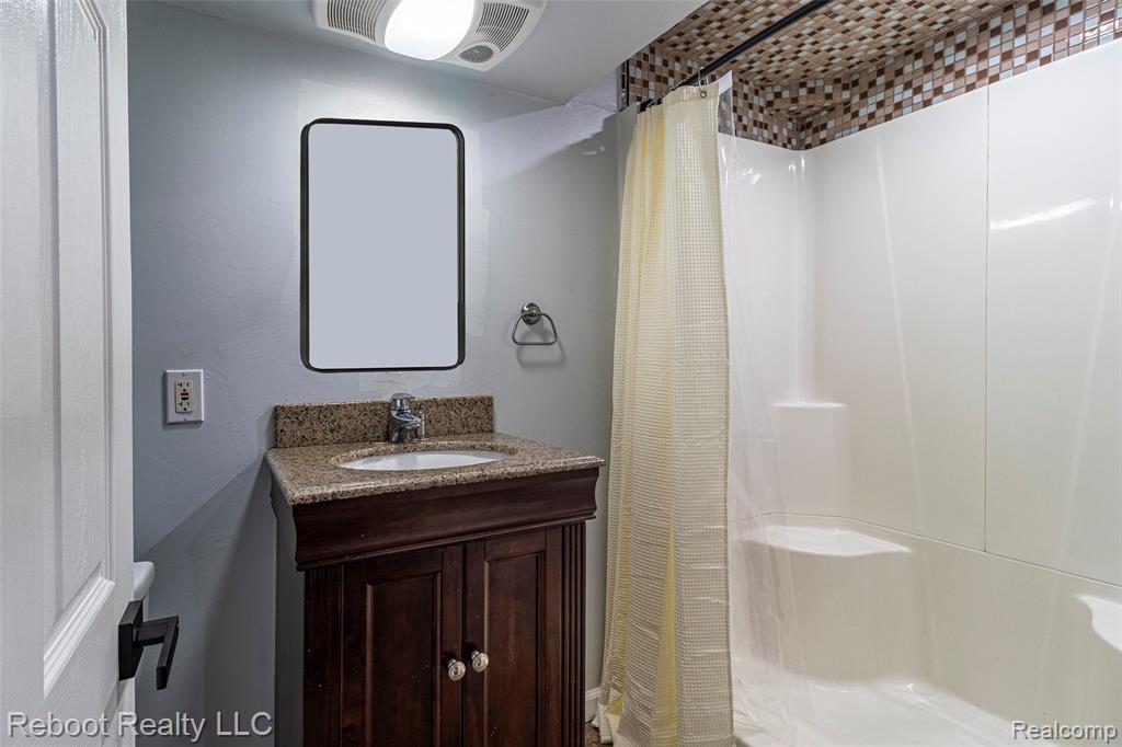 21294 Ascot Drive, Macomb, MI 48044 — Photo 71