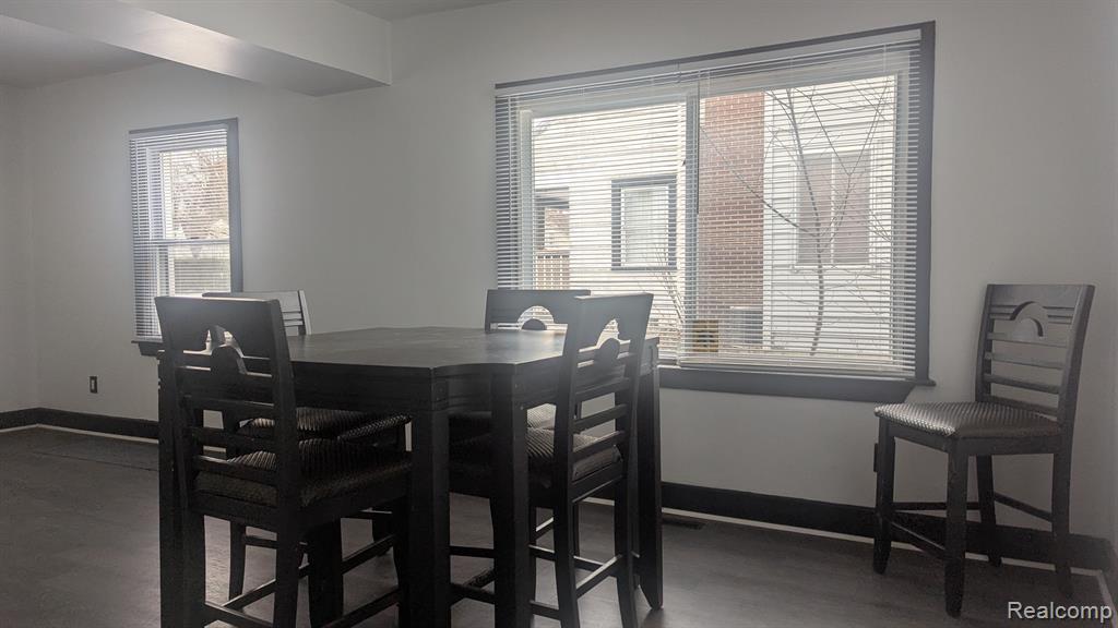 84 N GLENWOOD Avenue, Pontiac, MI 48342 — Photo 13