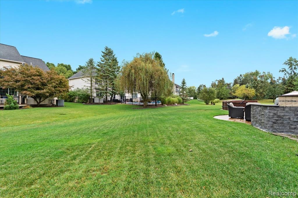 1077 Polo Drive, South Lyon, MI 48178 — Photo 44