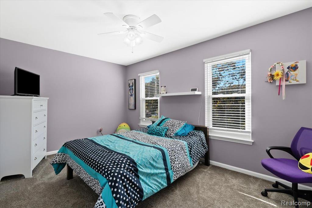 7050 Fox Chase Lane, Westland, MI — Photo 23