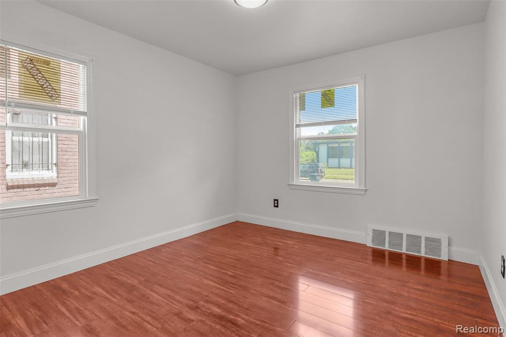 9225 Patton Street, Detroit, MI 48228 — Photo 17