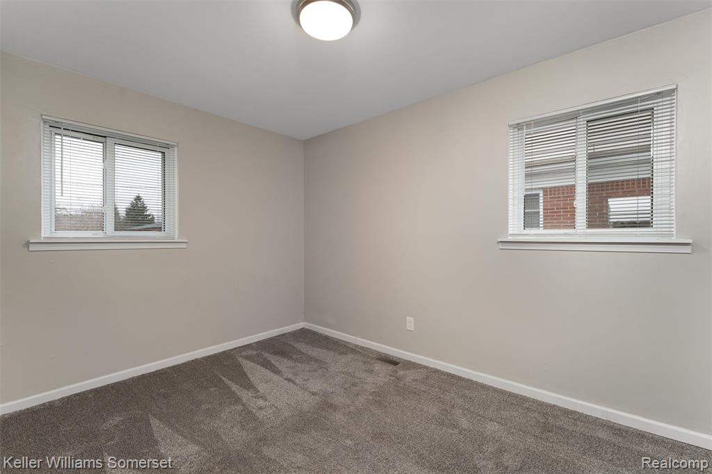 7263 Henry, Center Line, MI 48015 — Photo 10
