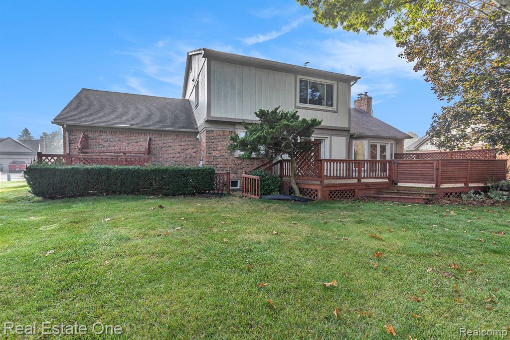 5185 SAFFRON Drive, Troy, MI 48085 — Photo 15