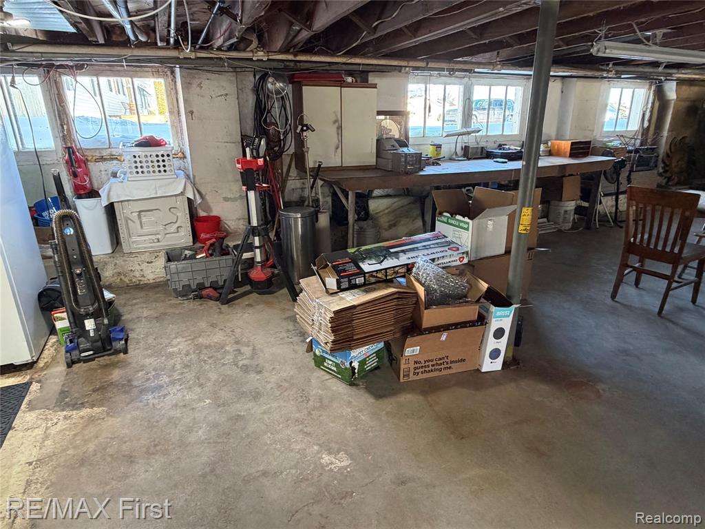 9280 RIVER Road, Clay, MI, 48001