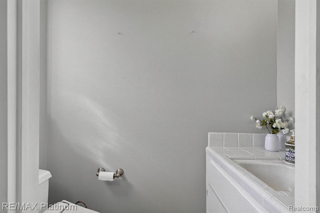 5946 Alan Drive, 47, Brighton, MI 48116 — Photo 14