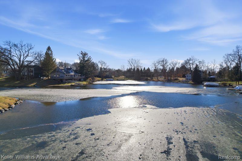 1210 Craven Drive, Highland, MI 48356 — Photo 49