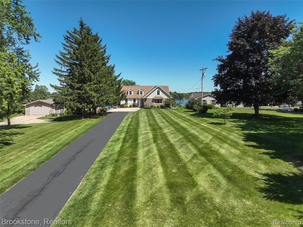9317 Ridge Road, Goodrich Vlg, MI — Photo 16