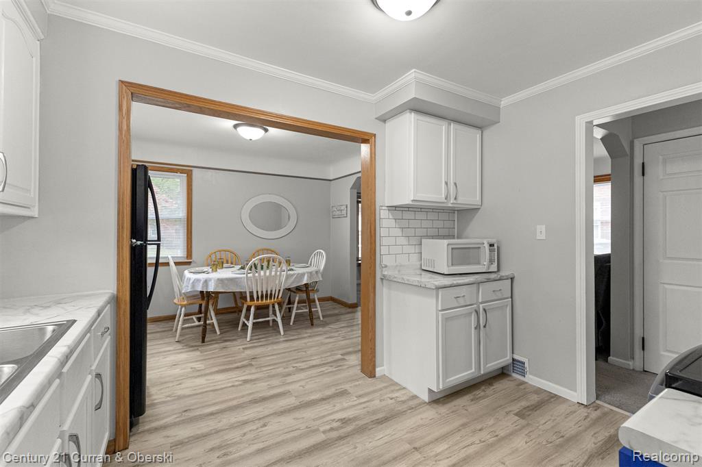 8904 Becker Avenue, Allen Park, MI 48101 — Photo 10
