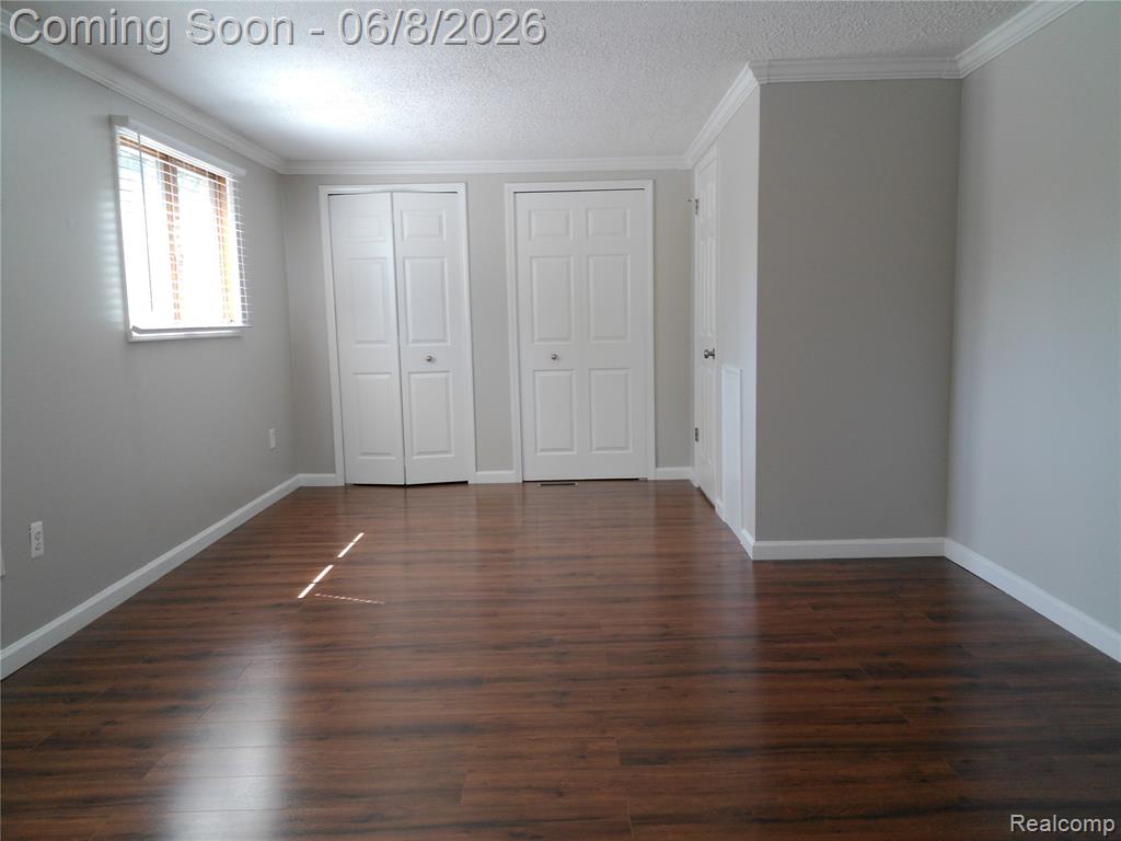 619 S Gainsborough Avenue, Royal Oak, MI 48067 — Photo 12
