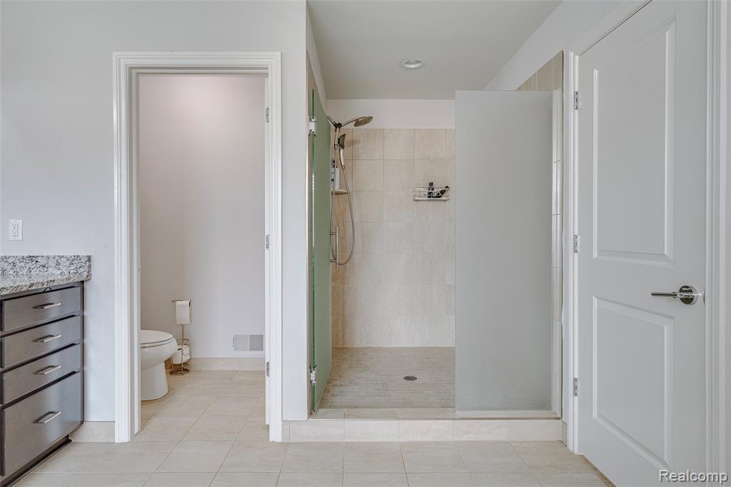 4119 Stonington Drive, Troy, MI 48085 — Photo 47