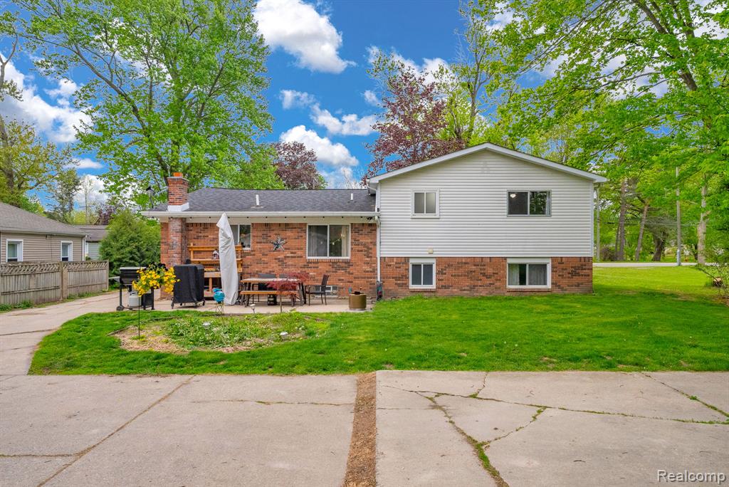 22655 W Main Street, Armada, MI — Photo 47