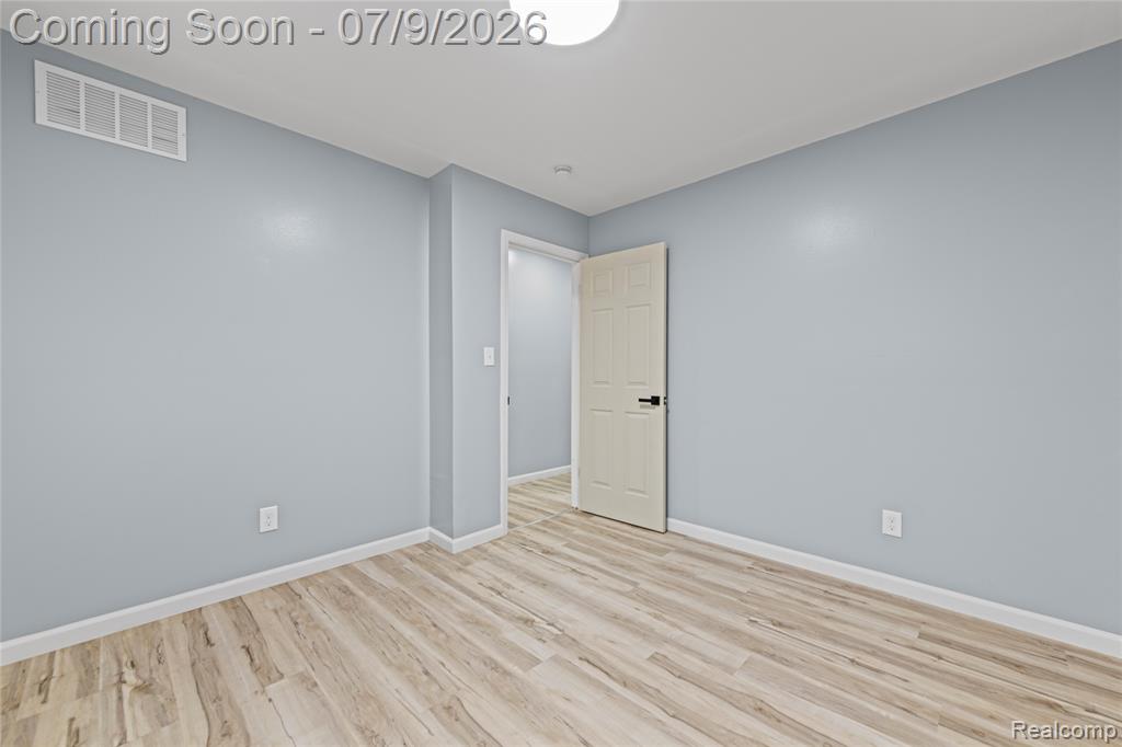 7218 Superior, Center Line, MI 48015 — Photo 19