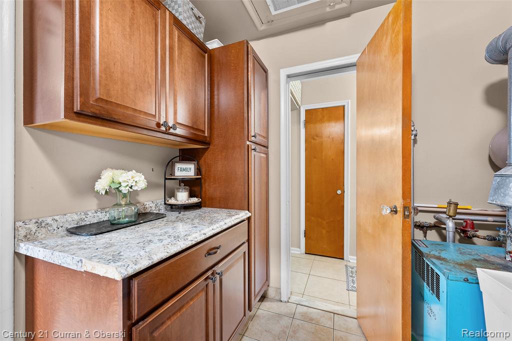 5741 Hubbell Street, Dearborn Heights, MI 48127 — Photo 13